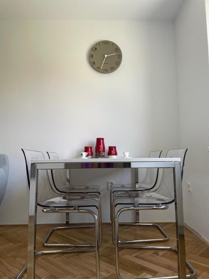 Apartman V Kratke Kamenicky Senov Luaran gambar