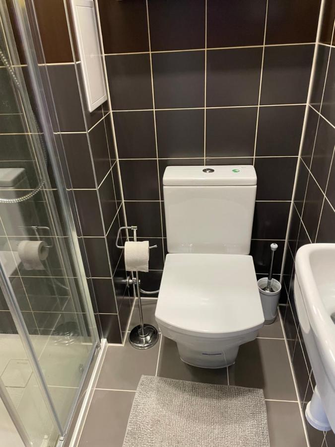 Apartman V Kratke Kamenicky Senov Luaran gambar